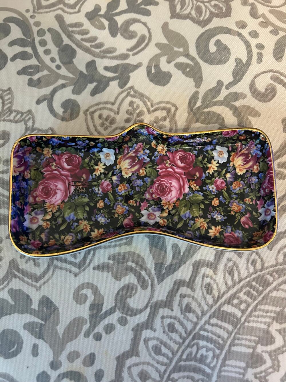 Black Floral Ceramic Eye Glasses Holder Gold Trimmed